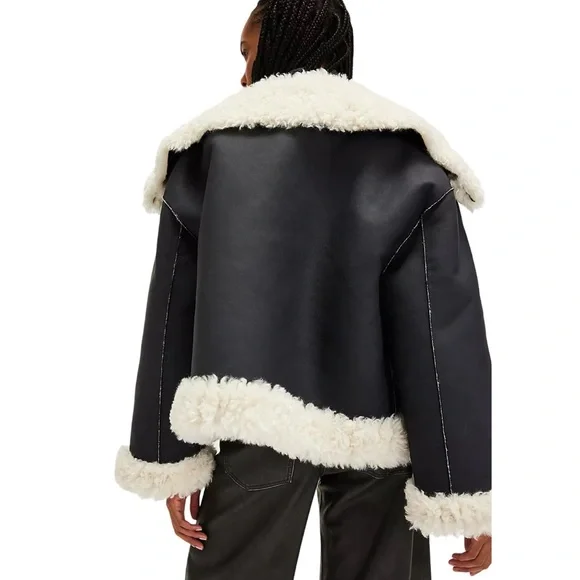 Kiki Sherpa Jacket in Black Combo | Size Small | NWT - Picture 3 of 13